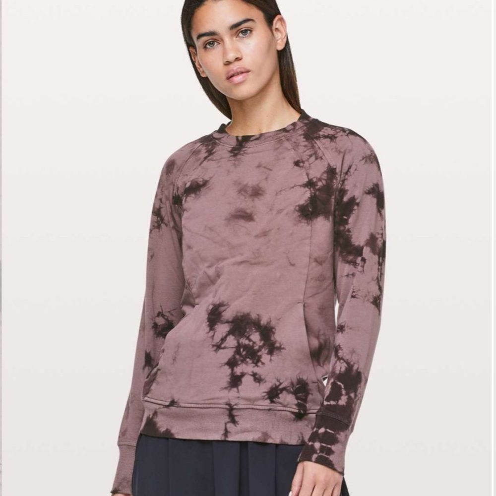 Lululemon Athletica Scuba Crew in Shibori Antique Bark
